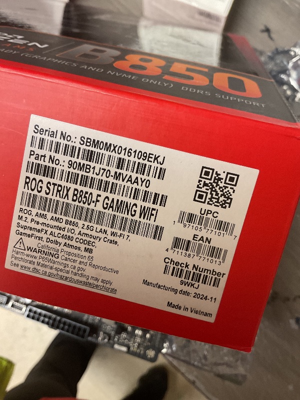 Photo 1 of SEE NOTES AND PICTURES…ASUS ROG Strix B850-F Gaming WiFi AMD AM5 B850-F ATX Motherboard 16+2+2 Power Stages, AI PC, DDR5 AEMP, WiFi 7, 4X M.2, PCIe® 5.0, Total Support of 19 USB, 20Gbps Type-C®, AI Networking II, Aura Sync
