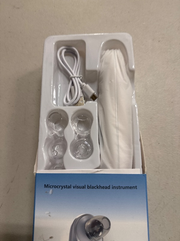 Photo 1 of 2025 Pore Vacuum with Camerafor, USB Rechargeable Blackhead Remover Vacuum,3 Levels Adjustable Pore Vacuum Blackhead Remover, 6 Suction Heads,Face Vacuum Pore Cleanser for Women & Men