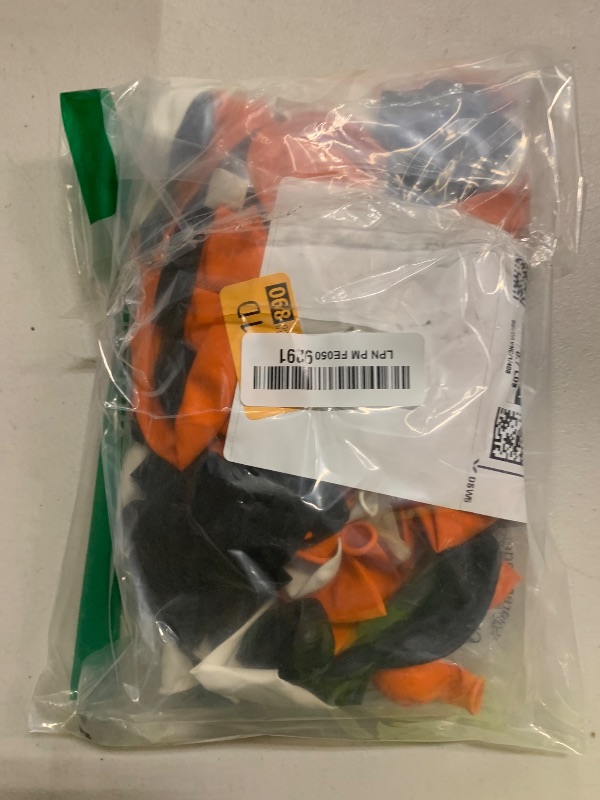 Photo 1 of 136pcs Black Orange White Balloon Garland Kit - 18/12/10/5 Inch Confetti Balloon Arch Set for Halloween, Birthday, Graduation Party Decorations