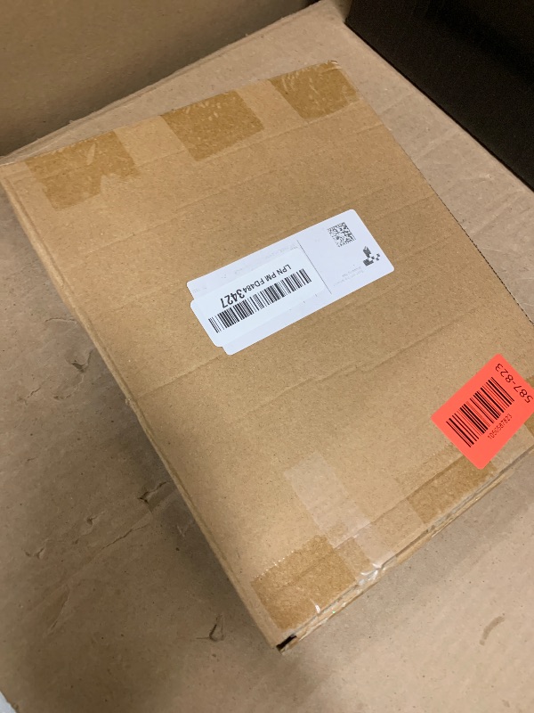 Photo 1 of 36pcs Snowflakes-Christmas Tree Decorations, Snowflake Ornaments for Tree, Plastic Glitter White Snow Flakes Ornaments, Christmas Indoor Winter Wonderland Decor