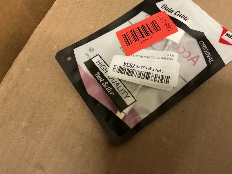 Photo 1 of [Apple MFi Certified] USB-C to Lightning Adapter for iPhone 17 16, 27W PD Fast Charging/Audio/Call Data Sync Full Function Connector for iPhone 17, Air, 17/16Pro, 15 Pro Max, iPad Air Mini Pro