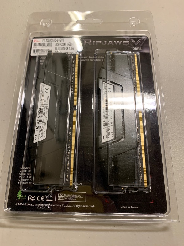 Photo 1 of G.SKILL RipjawsV Series DDR4 RAM (XMP) 64GB (4x16GB) 3200MT/s CL16-18-18-38 1.35V Intel AMD Desktop Computer Memory U-DIMM - Black (F4-3200C16Q-64GVK)
