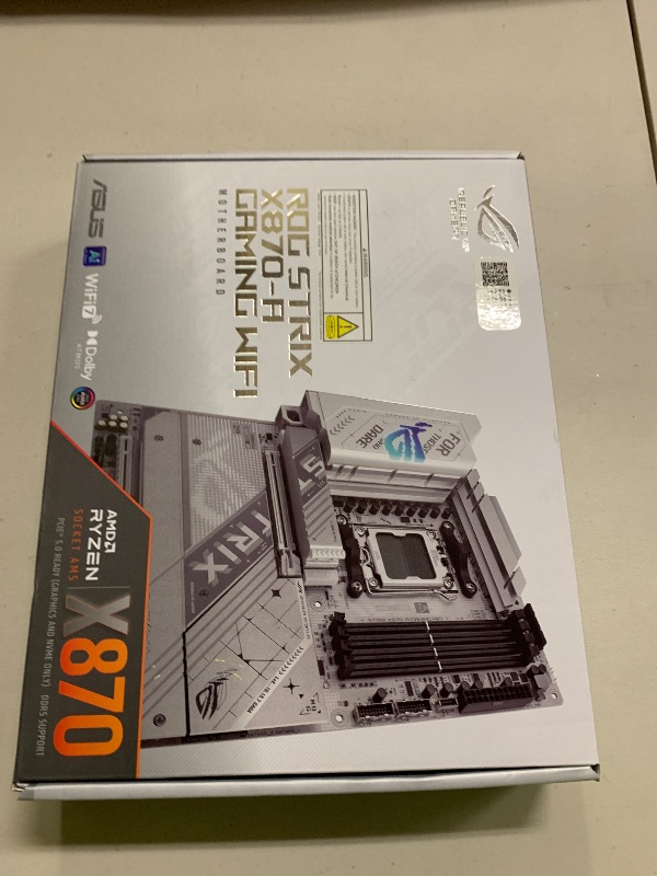 Photo 1 of ASUS ROG Strix X870-A Gaming WiFi AMD AM5 X870 ATX Motherboard 16+2+2 Power Stages, Dynamic OC Switcher, Core Flex, DDR5 AEMP, WiFi 7, 4X M.2, PCIe® 5.0, Q-Release Slim, USB4®, AI OCing & Networking