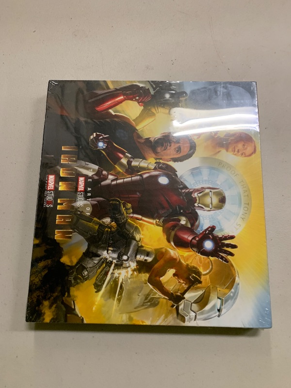 Photo 1 of The Art of Iron Man (10th anniversary edition)
