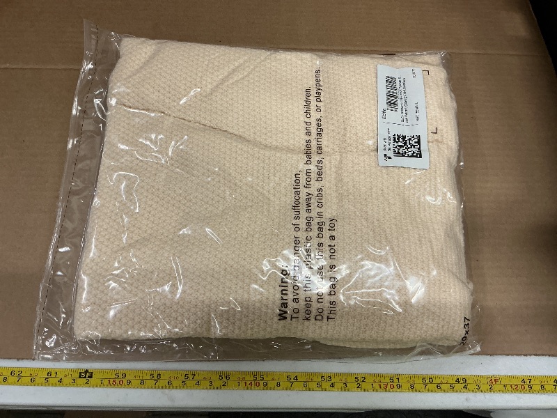 Photo 1 of 1x. Ebifin Women's Crew Neck Pullover Sweater Solid Color Casual Warm Lightweight Knit Sweaters