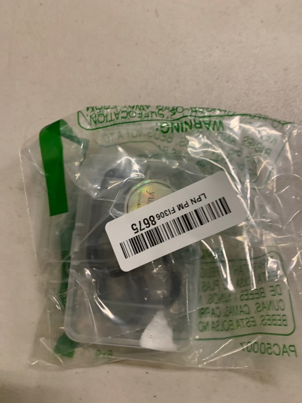 Photo 1 of *INCOMPLETE** YUCHIYA 3 Pack D-Shape Carabiner Clasp with Screw Gate, 2.2 Inch Mini Keychain Clip Key Chain Buckle, Aluminum Alloy Keyrings Hook for Outdoor Hiking not for Climbing (D with Screw, Black)