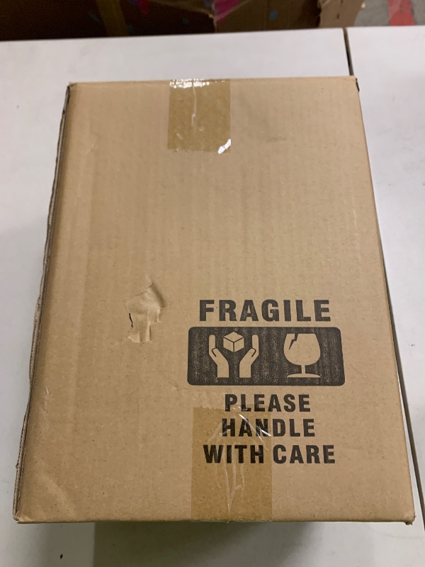 Photo 1 of 1 Gallon Square Glass Pitcher with Lid and Spout, Borosilicate Glass Carafe for Hot/Cold Drink, Water Pitchers with Handle for Fridge, Extra Large Jug for Iced Tea, Coffee, Juice, Beverage