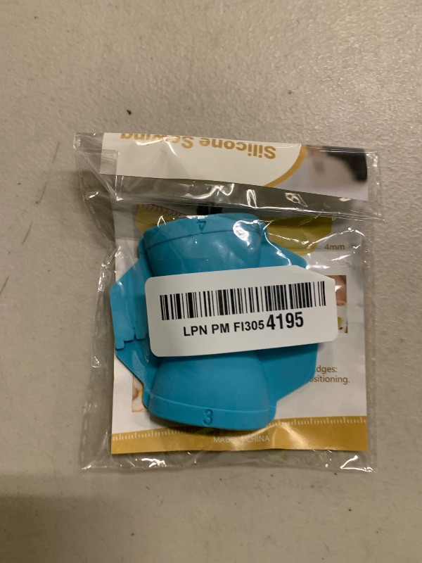 Photo 1 of 2 PCS 2mm Thick Needle-Puncture Resistant Thumb Guide Ruler for Seam Finishing, Silicone Scalable Semi-Circular Fits Small/Large Fingers 3mm/4mm Edge Stitch Lock and Sewing Gauge Blue