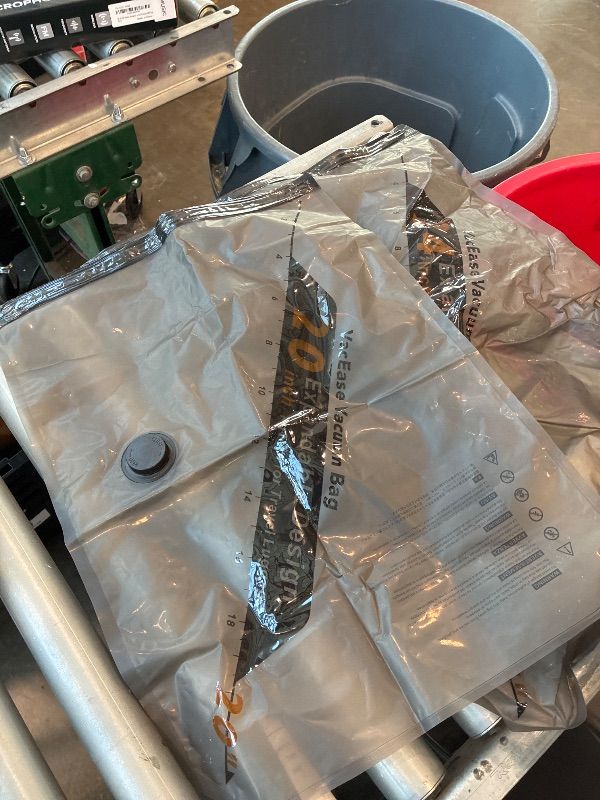 Photo 1 of **MISSING PARTS UNKNOWN**
Rechargeable Wireless Pump Travel Storage Bags Set - 10 Pack Portable Space Saver Bags for Travel & Home - Vacuum Compression Packing Seal for Clothes, Blankets, Seasonal Storage