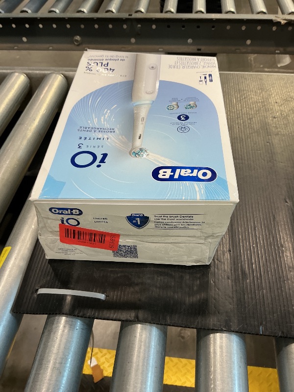 Photo 1 of *UNTESTED*
Oral-B iO Deep Clean Rechargeable Electric Powered Toothbrush, White with iO Series 3 Limited, 2 Brush Heads and Travel Case - Pressure Sensor to Protect Gums - 3 Cleaning Settings - 2 Minute Timer