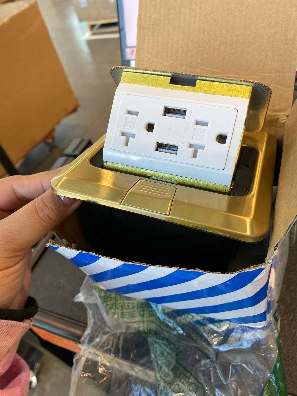 Photo 1 of *MINOR DAMAGE - USED*
Hoolerry 2 Pack Pop up Floor Electrical Outlet Cover Box Kit with 4.8A USB Charger 20Amp Waterproof Weatherproof Floor Tamper Resistant Outlet Receptacle for Countertop Home (Gold)