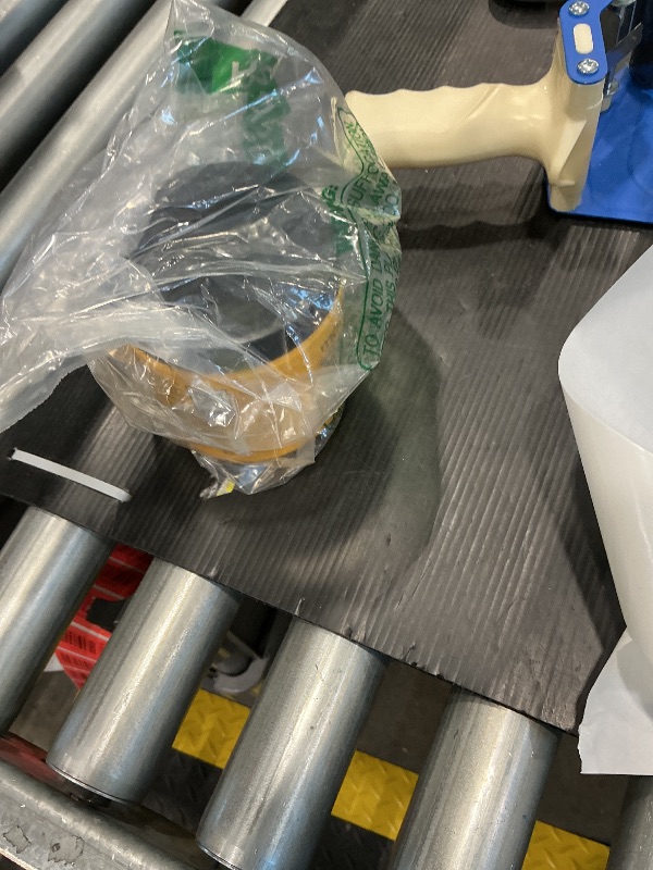 Photo 1 of *MINOR DAMAGE - USED*
Matrix A Curl Can Dream Moisturizing Leave-in Cream - Moisturizes & Defines Curls For Curly, Coily, and Wavy Hair, Protects from Heat Styling, Frizz Control & Detangler, 16.9 Fl Oz