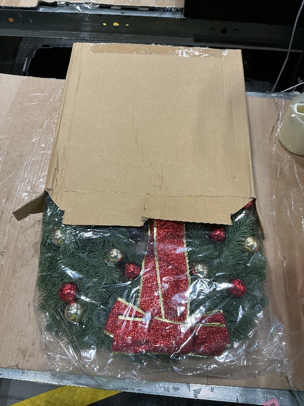 Photo 1 of *UNTESTED*
Christmas Wreaths for Front Door with Lights & Timer - 18" 40 LED Pre-Lit Lighted Christmas Wreath Decorations with Metal Hanger, Real Touch Pine Xmas Wreath for Windows Indoor Outdoor Wall