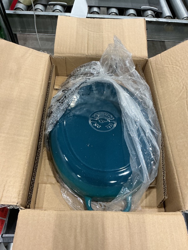 Photo 1 of ***PEELING*** EDGING CASTING Enameled Oval Cast Iron Dutch Oven Pot with Lid, Bread Dutch Oven for Sourdough Bread Baking, 6QT, Darkcyan