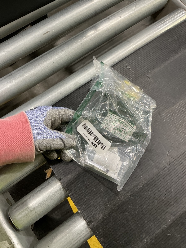 Photo 1 of 4pcs Gold SIlver Black Tie Clips Set Regular Ties Necktie for Wedding Engagement Anniversary Business Best Gift Skiny Necktie Meeting for Dad Husband-black