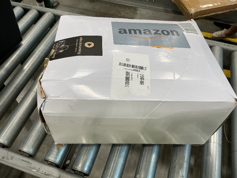 Photo 1 of MGparty 7.5 FT Tall Christmas Inflatables Gingerbread House Built-in LED Lights Blow Up Christmas Decor for Xmas Party Holiday Outdoor Garden Lawn Yard Decorations