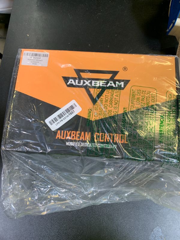 Photo 1 of Auxbeam 8 Gang Switch Panel BA80, Universal Circuit Control Relay System Box with Automatic Dimmable On-Off LED Switch Pod Touch Switch Box for Car Pickup Truck Boat UTV ATV, Blue 2 Years Warranty