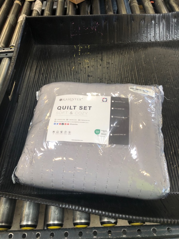 Photo 1 of KASENTEX Oversized Queen Quilt Set 102"x106" – Soft Washed 3-Layer Lightweight Bedspread, Minimalist Nordic Design, All-Season Spring & Summer Quilt Set (1 Quilt + 2 Pillow Shams), Solid Grey