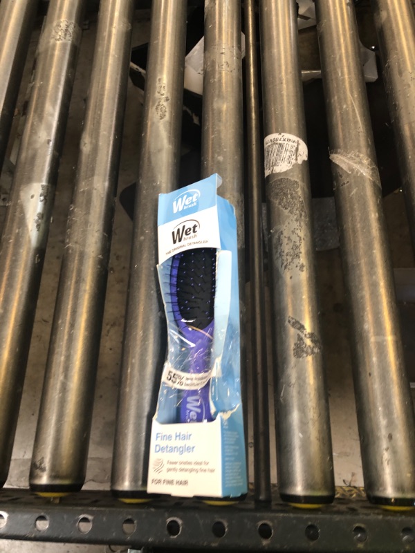 Photo 1 of Wet Brush Custom Care Thin Hair Detangler Purple