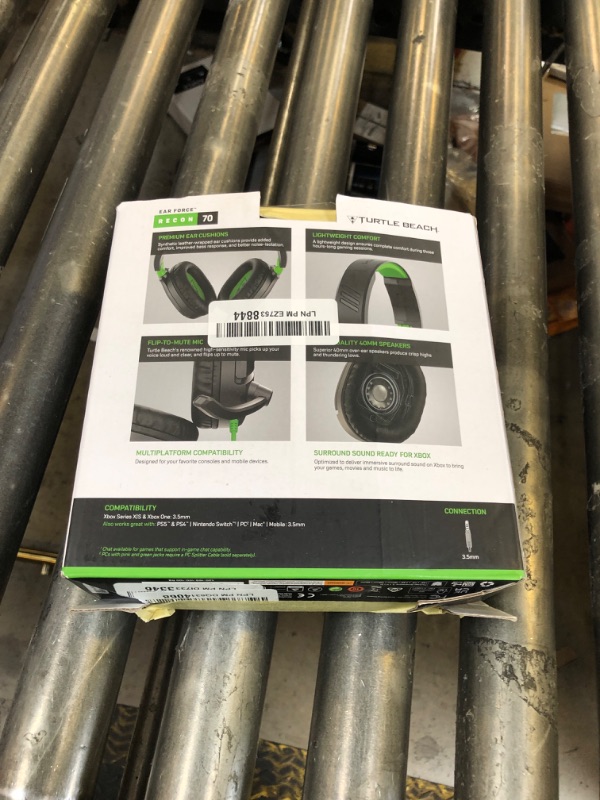 Photo 1 of Turtle Beach Recon 70 Multiplatform Gaming Headset for Xbox Series X|S, Xbox One, PS5, PS4, PC & Mobile w/ 3.5mm Wired Connection - Flip-to-Mute Mic, 40mm Speakers, Lightweight Design, Black