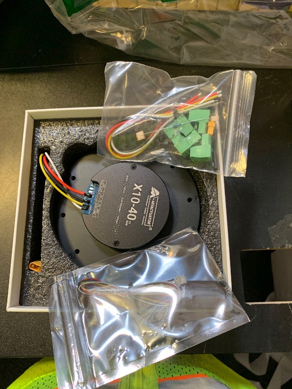 Photo 1 of MyActuator Servo Actuator System RMD-X10-P7-40-C-N Brushless DC Servo Motor Dual Encoder with MCX500 Driver High Torque for Robot Arm Pancake Actuator BLDC Servo Motor