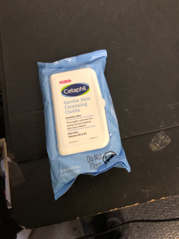 Photo 1 of Cetaphil Face and Body Wipes, Gentle Skin Cleansing Cloths, 25 Count (Pack of 3), for Dry, Sensitive Skin, Flip Top Closure, Great for the Gym, Travel, in the Car, Hypoallergenic, Fragrance Free