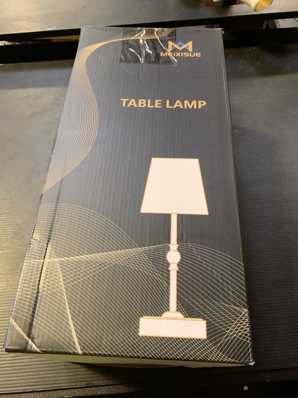 Photo 1 of MEIXISUE Bedside Table Lamp for Bedroom with 2 USB Charging Ports Minimalist Modern Small Gold Nightstand Lamp 3-Way Dimmable Touch Desk Lamp for Living Room Home Office Dorm,LED Bulb Included