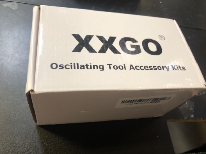 Photo 1 of XXGO 100 Pcs 80 Grits 3-1/2 Inch 90mm Triangular Hook & Loop Multitool Sandpaper for Wood Sanding Fit 3.5 Inch Oscillating Multi Tool Sanding Pad XG902080