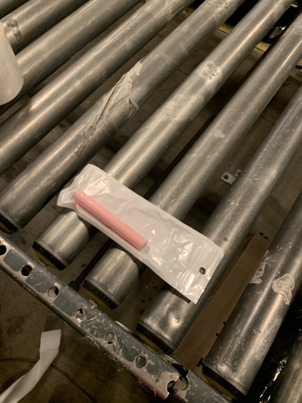 Photo 1 of ?1 Pack? Cleaner Kit for Apple Airpods 4 Earbuds,Cleaning Kit Pen Shape with Soft Brush Flocking Sponge Tool for Bluetooth Earphones Headphones Charging Case,Phone,Camera and Computer(Pink)