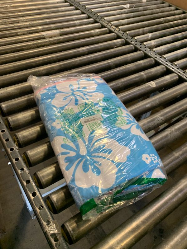 Photo 1 of Gueevin 10 Pack Quick Dry Microfiber Beach Towels Hawaii Hibiscus Floral Pool Towels Oversized 30" x 60" Microfiber Lightweight Beach Large Hawaiian Soft Summer for Bath Pool Camping Swimming Sport