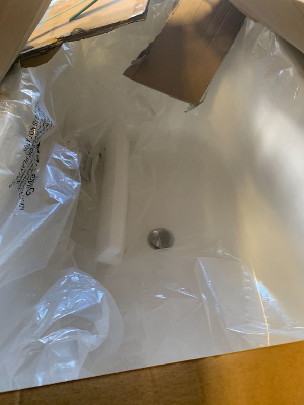 Photo 1 of WHITE LARGE BATH TUB 