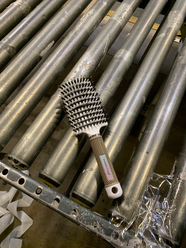 Photo 1 of HAIR BRUSH