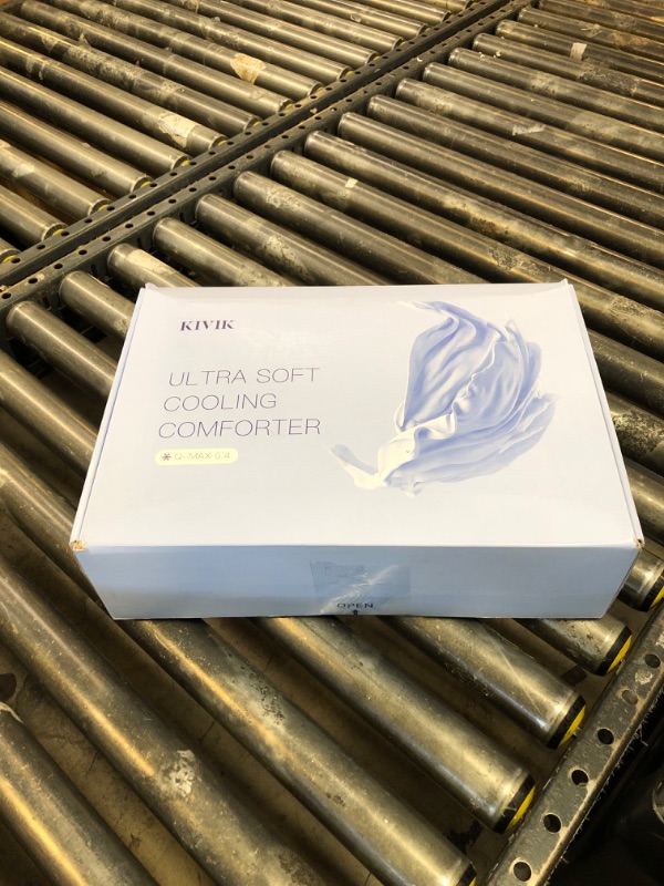 Photo 1 of Kivik Ultra-Soft Cooling Comforter?Cooling Blanket Tech for Hot Sleepers?Silk Smooth & Breathable Lightweight Blanket (Light Blue, Queen Size?90''x90''?)