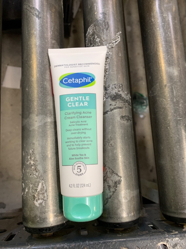 Photo 1 of Cetaphil Acne Face Wash, Gentle Clear Clarifying Acne Cream Cleanser with 2% Salicylic Acid, Deep Cleans & Treats Acne Prone Skin, Skin Care for Sensitive Skin, 4.2oz