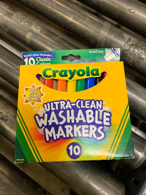 Photo 1 of Crayola Broad Line Markers 10ct