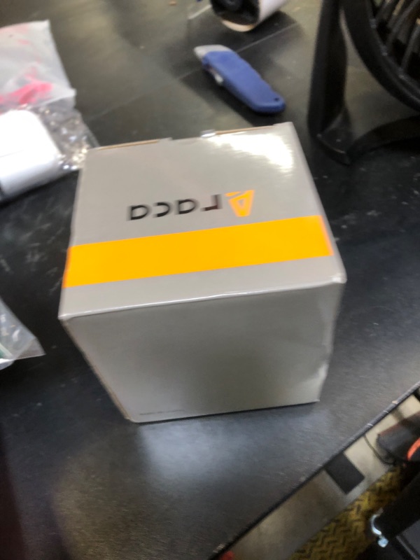 Photo 1 of Araca PK-L2312U /PK-L2312UG Projector Lamp with Housing for DLA-X35 DLA-RS66 DLA-X700R DLA-X500R DLA-RS46 DLA-X95R Replacement Projector Lamp