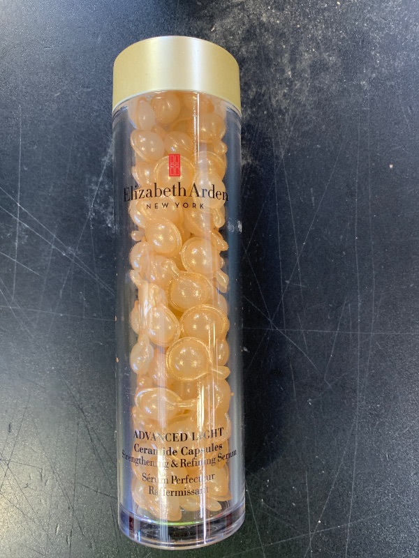 Photo 1 of Elizabeth Arden Advanced Light Ceramide Capsules Strengthening & Refining Serum 90 count