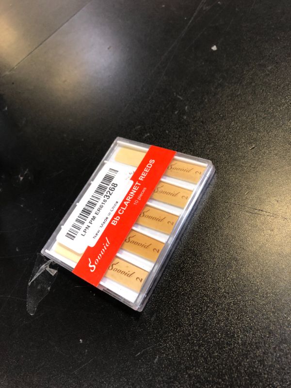 Photo 1 of Sovvid 10 Pack Bb Clarinet Reeds with Plastic Box, Strength 2.0 Reeds for Clarinet, Thinner Reed Tip & Unfiled Cut for Easy of Play, Traditional Reeds for Clarinet Beginner and Player
