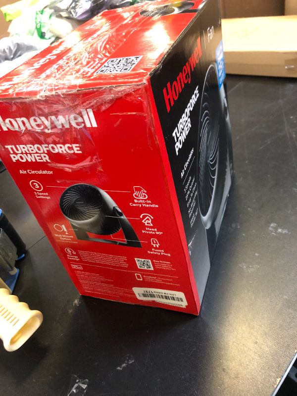 Photo 1 of Honeywell Turboforce Fan, Ht-900, 11 inch