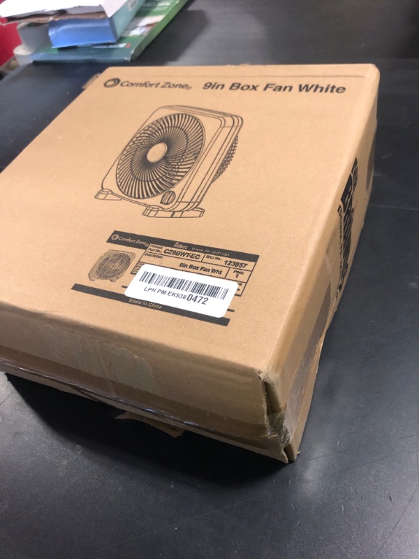 Photo 1 of Comfort Zone CZ9BWT Portable 9-inch 3-Speed Quiet Box Fan for Home in White