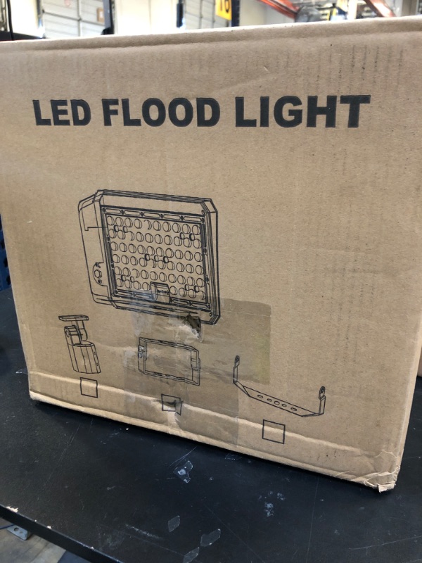 Photo 1 of kadision 200W LED Flood Light with Dusk-to-Dawn Photocell, 200W/150W/100W Adjustable Super Bright 26000lm 5000K 100-277V IP65 Waterproof, Trunnion Mount LED Parking Lot Light, ETL Listed
