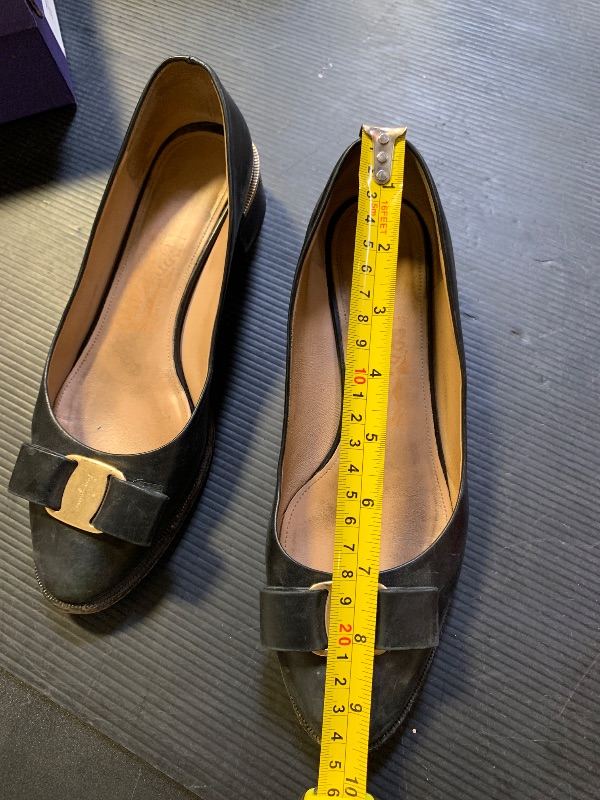 Photo 1 of Use Salvatore Ferragamo Vara Black Patent Bow Shoes 
** Unknown Size***