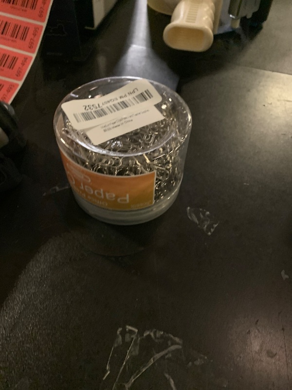 Photo 1 of Medium Paper Clips,Paper Clip Medium Size,700 Pcs Clips Office Supplies for Paperwork Ideal for Home, School and Teacher Supplies.
