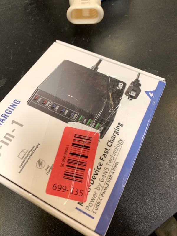 Photo 1 of 880W USB C Charger Block Charging Station 8 Port Fast Chager 140W PD PPS AVS HUB Laptop MacBook Charger Compatible with All iPhone 17 Pro Max/17 Air/16 SE/Samsung Galaxy 25/ MacBook Pro/Air/iPad Pro