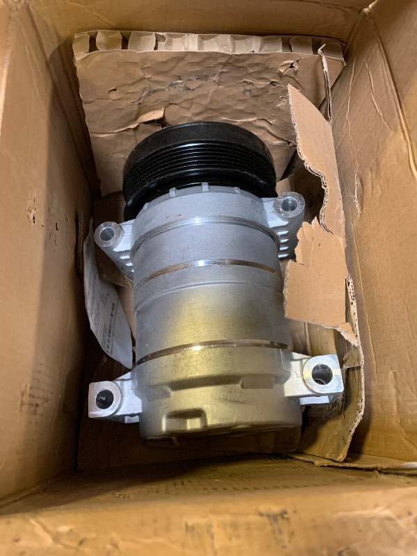 Photo 1 of Autoround AC Compressor Fit for 1995-2003 Chevy, GMC, Cadillac, Isuzu, Oldsmobile - Silverado, Suburban, Yukon, C1500, C2500, C3500, K1500, K2500, K3500, Escalade, 4.3L 5.0L 5.7L 6.5L 7.4L 8.1L