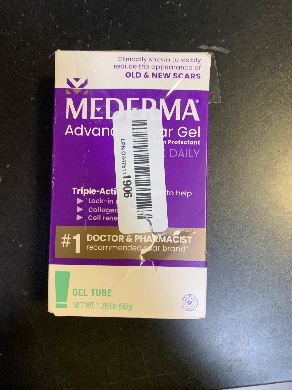 Photo 1 of Mederma Advanced Scar Gel 1x Daily Reduces The Appearance of Old New Scars #1 Doctor Pharmacist Recommended Brand for Scars 1.76oz, Clear, 100g (2x50g)
