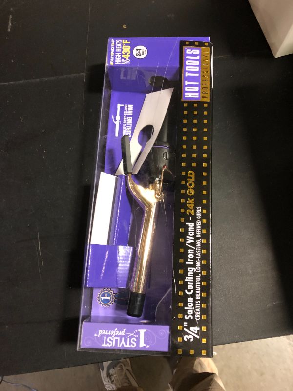 Photo 1 of HOT TOOLS (2018 MODEL) Pro Artist 24K Gold Curling Iron | Long Lasting, Defined Curls (3/4 in)
