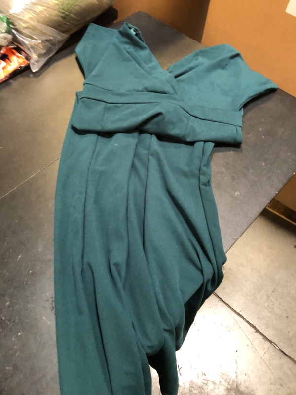 Photo 1 of WOMENS GOWN XL