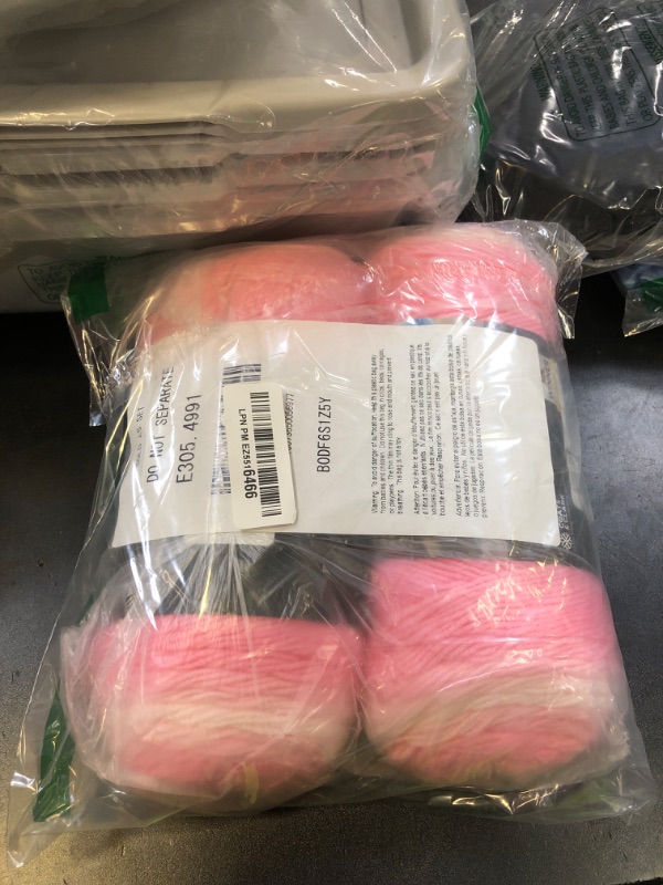 Photo 1 of Red Heart Super Saver Jumbo Light Pink Yarn - 2 Pack of 10oz/283g - 100% Acrylic - #4 Worsted (Medium) - 482 Yards - Knitting/Crochet