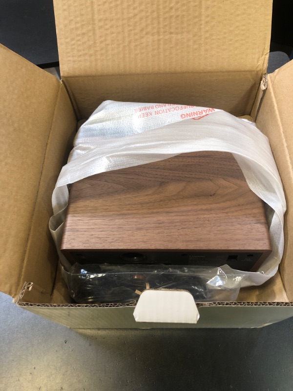 Photo 1 of Sangean WR-22WL AM/FM-RDS/Bluetooth/USB Table-Top Digital Tuning Receiver (Walnut)